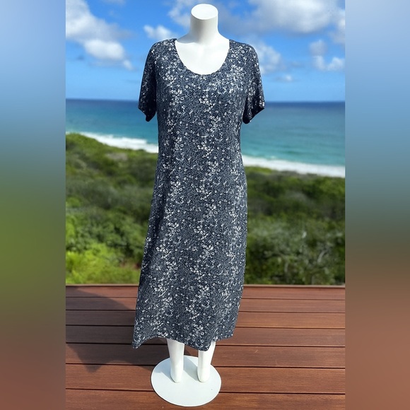 Lands’ End maxi dress Size L BLUE & white floral print Cotton Spandex blend NWOT - Picture 1 of 5